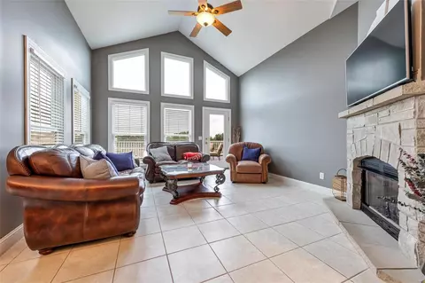 341 N Quail Point Dr, O'fallon, MO 63366 photo 19