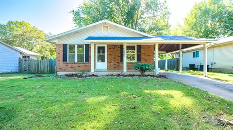 3150 Sabrina Ln, Florissant, MO 63031
