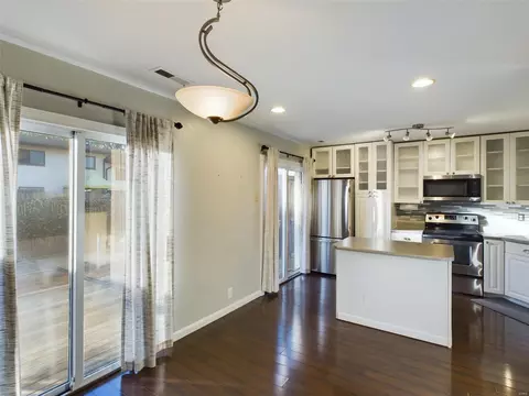 296 Carmel Woods Dr, Ellisville, MO 63021 photo 9
