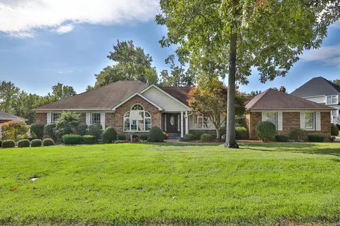 74 Number Eight Green Dr, Saint Charles, MO 63303