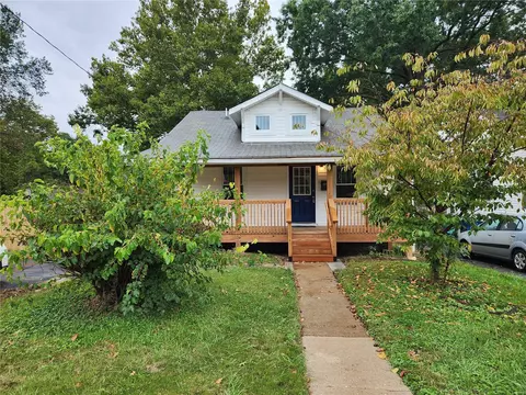 8908 Windom Ave, Saint Louis, MO 63114