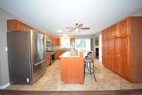 1232 Begonia Dr, O'fallon, MO 63366 photo 5
