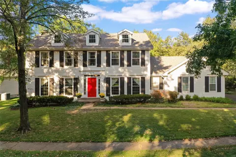 1826 Brittania Ct, Chesterfield, MO 63017