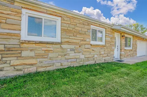 218 Weber Dr, Eureka, MO 63025 photo 3