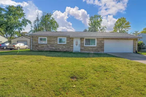 218 Weber Dr, Eureka, MO 63025 photo 2