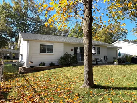 609 Twigwood Dr, Ballwin, MO 63021 photo 2
