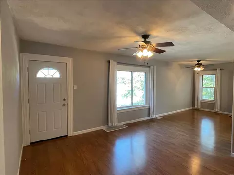 5506 Maxwell Ave, Affton, MO 63123 photo 3
