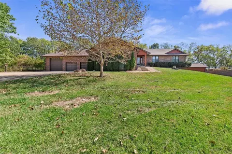 2314 Stoney Brook Dr, Dardenne Prairie, MO 63368
