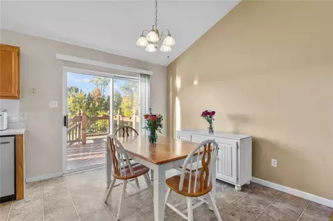 27 Tailor Ct, O'fallon, MO 63368 photo 9