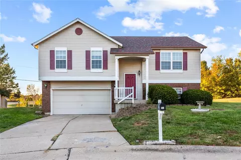 27 Tailor Ct, O'fallon, MO 63368 photo 2