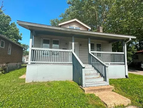 8767 Lowell St, Saint Louis, MO 63147