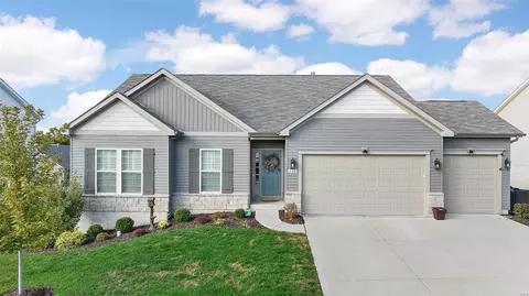 239 Mason Glen Dr, Lake Saint Louis, MO 63367