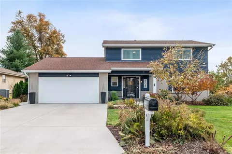 708 Willow Wood Ct, Saint Charles, MO 63303