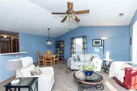 1103 Pocono Trl #D, Ballwin, MO 63021 photo 4