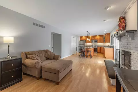 151 Lucerne Place Dr, Ballwin, MO 63011 photo 10