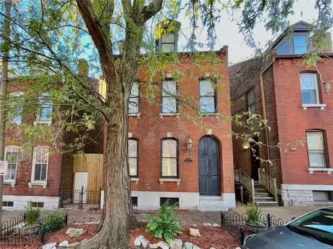 1010 Russell Blvd, Saint Louis, MO 63104