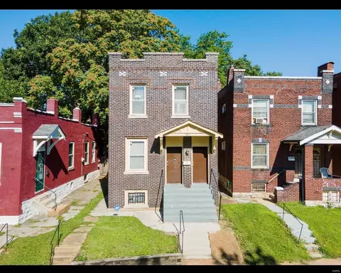 3011 Iowa Ave, Saint Louis, MO 63118