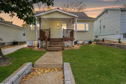 9941 Meadow Ave, Saint Louis, MO 63125