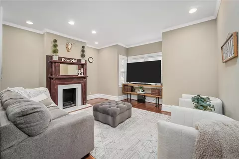 4242 Juniata St, Saint Louis, MO 63116 photo 2