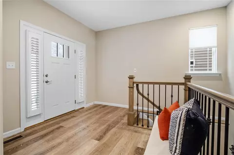 Entry Way - 2750 Mcclay Rd, Saint Charles, MO 63303 photo 2 of 2