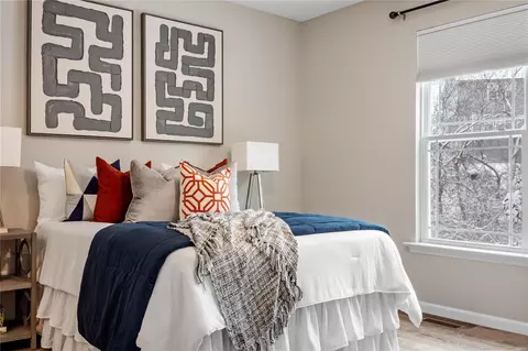 Bedroom - 2750 Mcclay Rd, Saint Charles, MO 63303 photo 4 of 8