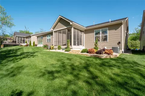 Exterior - 2750 Mcclay Rd, Saint Charles, MO 63303 photo 14 of 14