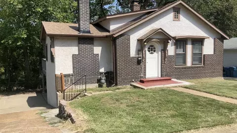 125 Spring Ave, Saint Louis, MO 63135