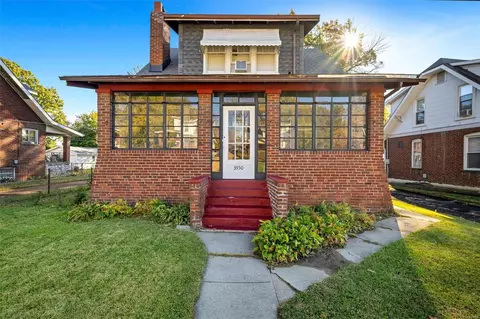 3550 Pine Grove Ave, Saint Louis, MO 63121