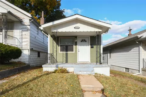 3889 Walsh St, Saint Louis, MO 63116