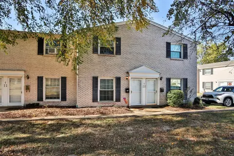 4146 Paule Ave, Saint Louis, MO 63125