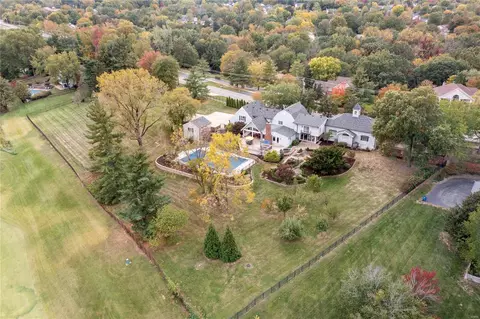 2654 Valley Rd, Wildwood, MO 63005