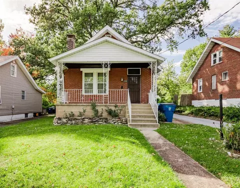 2721 W Tennyson Ave, Saint Louis, MO 63114