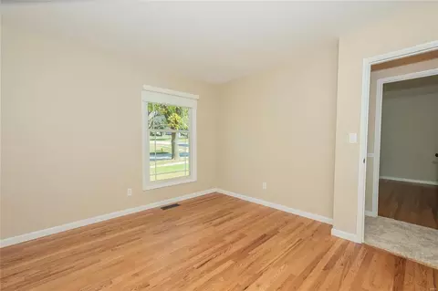 902 Dutch Mill Dr, Ballwin, MO 63011 photo 27