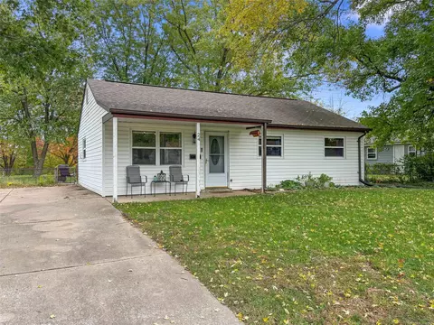 24 Saint Matthew Ave, O'fallon, MO 63366 photo 3