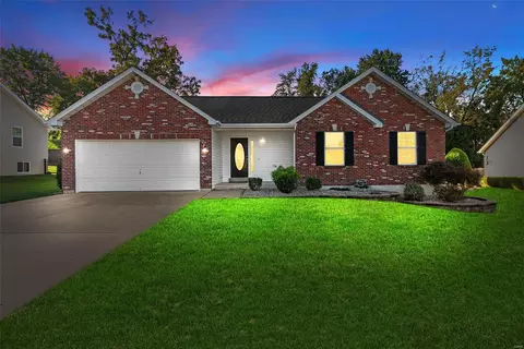 3535 Eagles Hill Rdg, Saint Charles, MO 63303