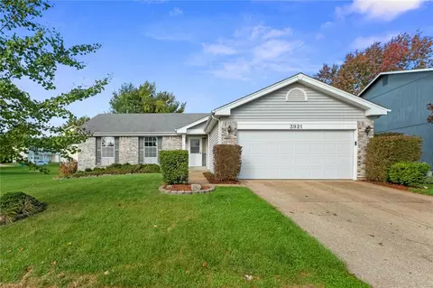 3921 Justice Rd, Florissant, MO 63034