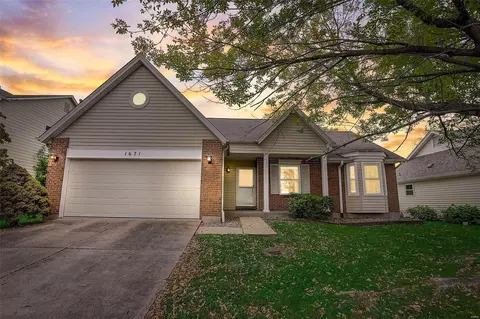 1671 Celerity Dr, Florissant, MO 63031