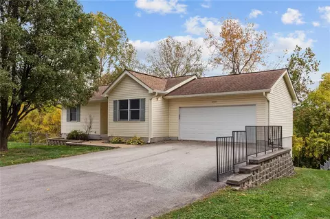 12281 Thomas Patrick Ct, Maryland Heights, MO 63043