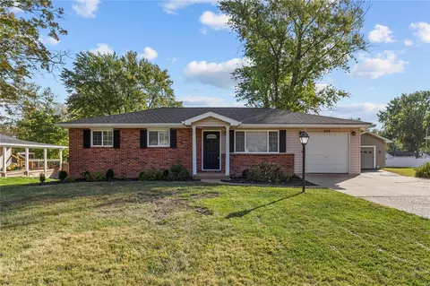 249 Hutchinson Rd, Ellisville, MO 63011