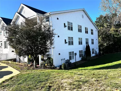 116 Jubilee Hill Dr #H, Grover, MO 63040