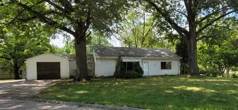 1200 Northdale Ave, Saint Louis, MO 63138
