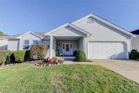 525 Misty Moss Ln, Saint Peters, MO 63376