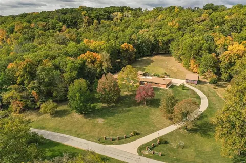 18619 Vixen Dr, Wildwood, MO 63069