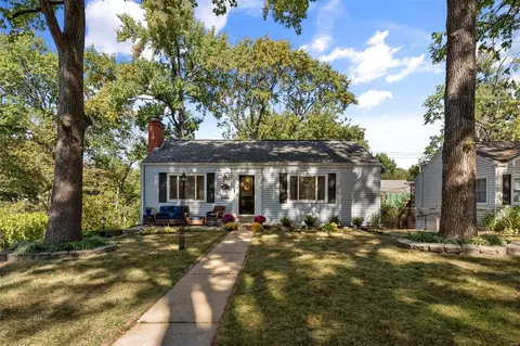 807 Alexandra Ave, Saint Louis, MO 63122