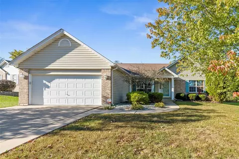 2716 Post Meadows Dr, O'fallon, MO 63368