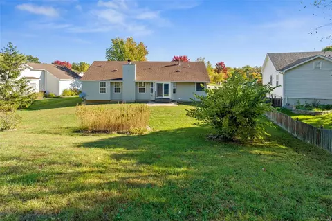 2716 Post Meadows Dr, O'fallon, MO 63368 photo 19