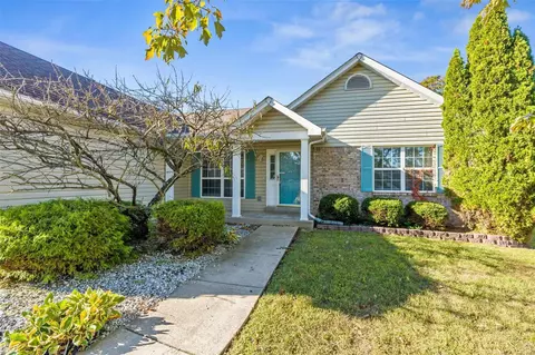 2716 Post Meadows Dr, O'fallon, MO 63368 photo 2