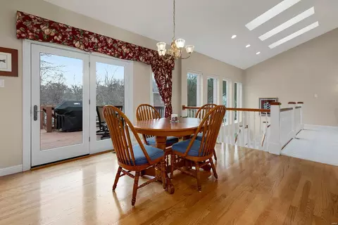 Dining - 1509 Dietrich Ridge Dr, Ballwin, MO 63021 photo 2 of 3