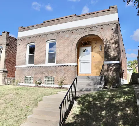 3341 Liberty St, Saint Louis, MO 63111