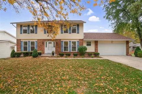 54 Spencer Trl, Saint Peters, MO 63376